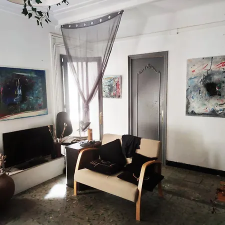 Homestay Artstudio B *